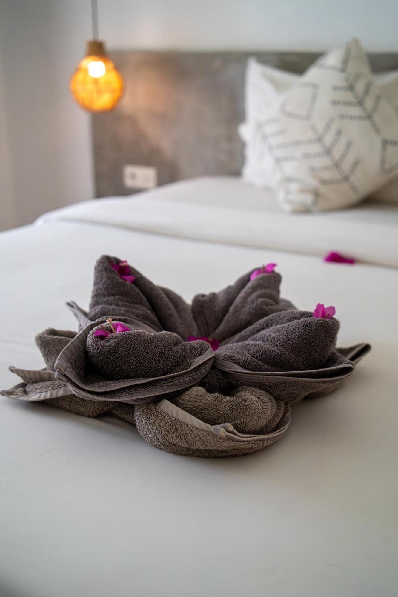 Suku Lifestyle Hotel & Villas Selong Belanak Exteriér fotografie